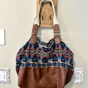 Women Bohemian Large Shoulder Crossbody Bag Striped Embroidery Geometric Woven